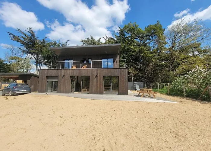 Jolie Maison Bois 8 A 10 Personnes