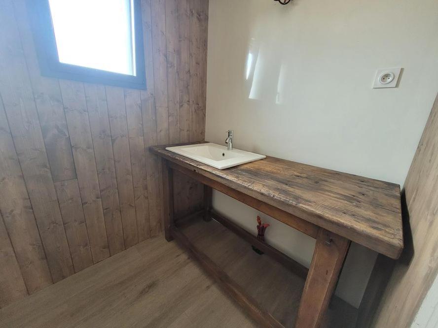 Jolie Maison Bois 8 A 10 Personnes *